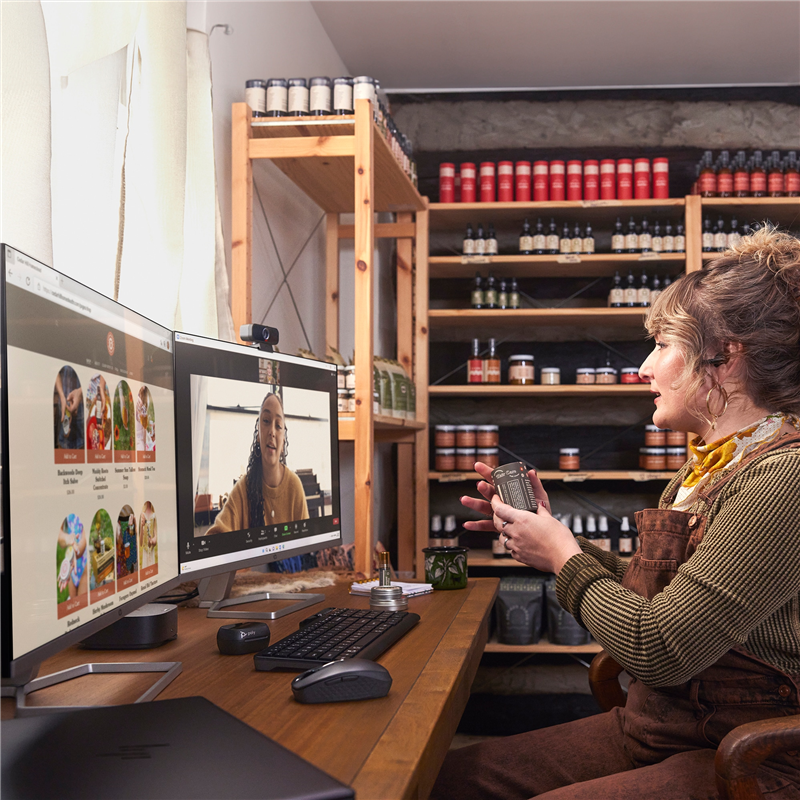 hp-poly-voyager-free-60-uc-true-wireless-kopfhoerer-mit-mikrofon-schwarz